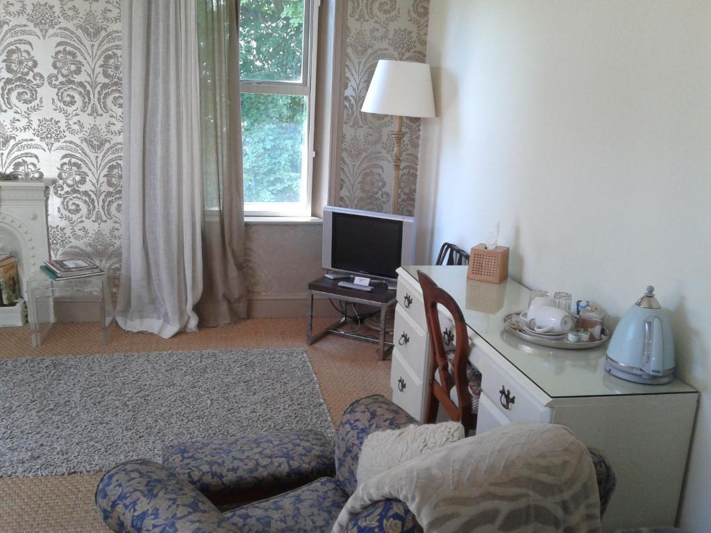 Cornerstones Guest House Сейл Номер фото